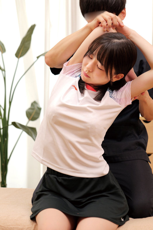 素人エロ動画｜【制服】 Kバドミントン選手（oremo311）｜本編フル