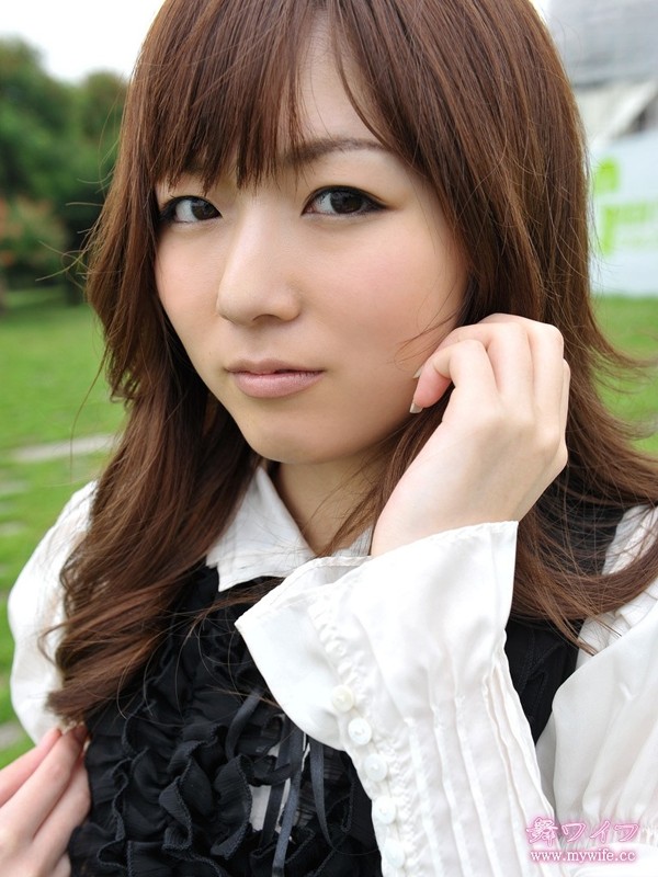 素人エロ動画｜【3P・4P】 松山真琴（mywife072）｜本編フル